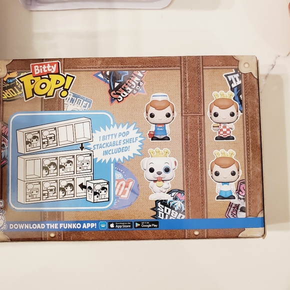 Funko 25th Anniversary Fun On The Run Box Freddy Funko The Flash Extras No Pop - Picture 5 of 11